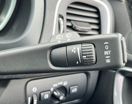 Volvo V40 T2 MOMENTUM NAV PLUS 53