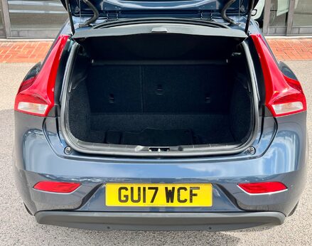 Volvo V40 T2 MOMENTUM NAV PLUS 61