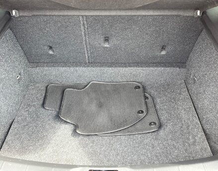Volvo V40 T2 MOMENTUM NAV PLUS 62