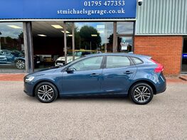 Volvo V40 T2 MOMENTUM NAV PLUS 11