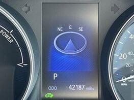 Toyota C-HR EXCEL 28