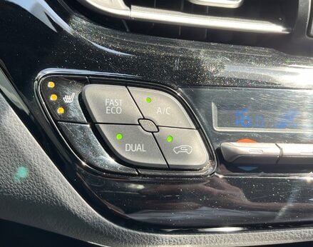 Toyota C-HR EXCEL 49