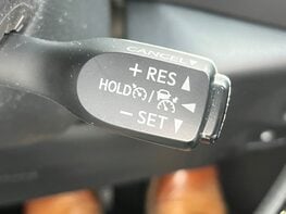 Toyota C-HR EXCEL 57
