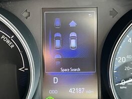 Toyota C-HR EXCEL 31