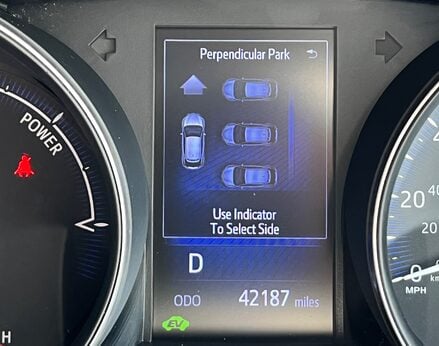 Toyota C-HR EXCEL 32