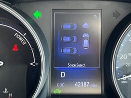 Toyota C-HR EXCEL 33