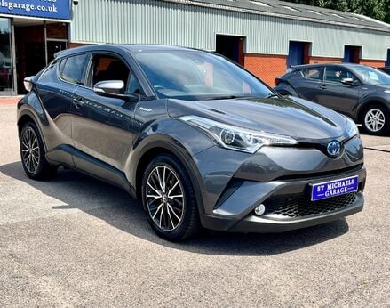 Toyota C-HR EXCEL 4