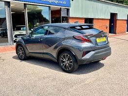 Toyota C-HR EXCEL 9
