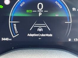 Toyota Yaris Cross ICON 29