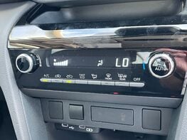 Toyota Yaris Cross ICON 46