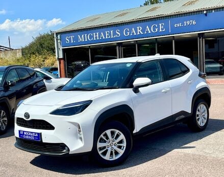 Toyota Yaris Cross ICON 1