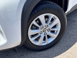 Toyota Yaris Cross ICON 3