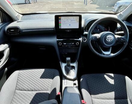 Toyota Yaris Cross ICON 2