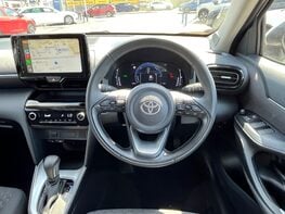 Toyota Yaris Cross ICON 19
