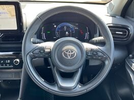 Toyota Yaris Cross ICON 20
