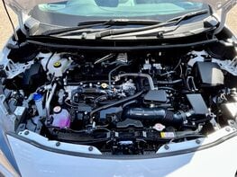 Toyota Yaris Cross ICON 7