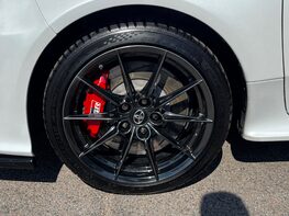 Toyota Yaris GR-Y CIRCUIT 14