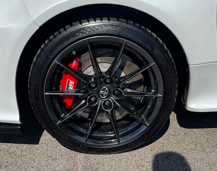 Toyota Yaris GR-Y CIRCUIT 14