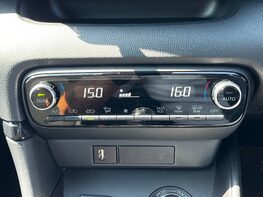 Toyota Yaris GR-Y CIRCUIT 44