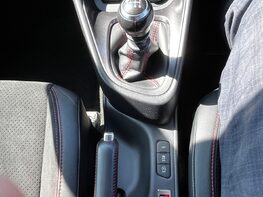 Toyota Yaris GR-Y CIRCUIT 51