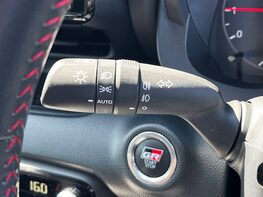 Toyota Yaris GR-Y CIRCUIT 55