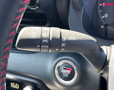 Toyota Yaris GR-Y CIRCUIT 55