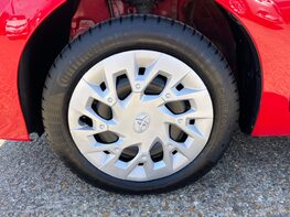 Toyota Aygo VVT-I X-PLAY 15