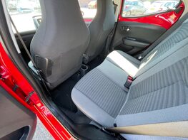 Toyota Aygo VVT-I X-PLAY 47