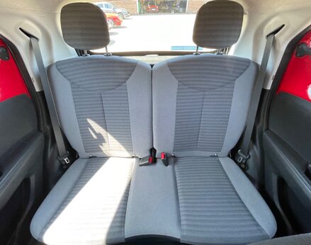 Toyota Aygo VVT-I X-PLAY 46
