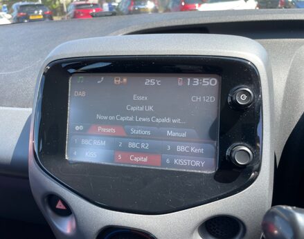 Toyota Aygo VVT-I X-PLAY 23