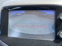 Toyota Aygo VVT-I X-PLAY 31
