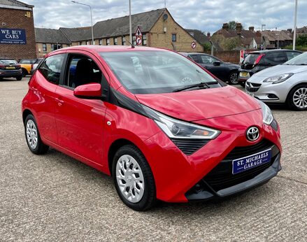 Toyota Aygo VVT-I X-PLAY 4