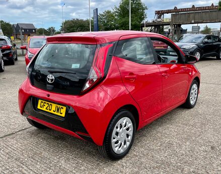Toyota Aygo VVT-I X-PLAY 8