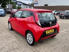 Toyota Aygo VVT-I X-PLAY 9