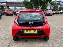 Toyota Aygo VVT-I X-PLAY 6