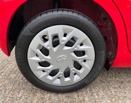 Toyota Aygo VVT-I X-PLAY 15
