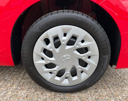 Toyota Aygo VVT-I X-PLAY 14