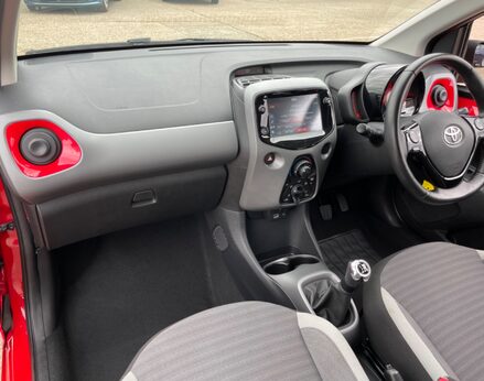 Toyota Aygo VVT-I X-PLAY 23