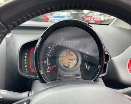 Toyota Aygo VVT-I X-PLAY 20