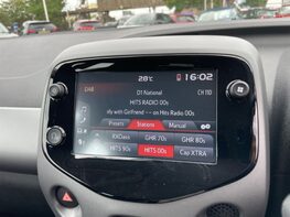 Toyota Aygo VVT-I X-PLAY 24