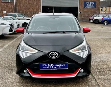 Toyota Aygo VVT-I X-TREND X-SHIFT TSS 5