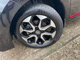 Toyota Aygo VVT-I X-TREND X-SHIFT TSS 3