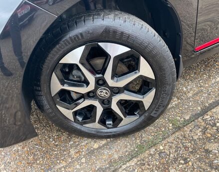 Toyota Aygo VVT-I X-TREND X-SHIFT TSS 3