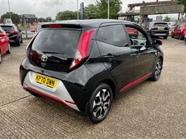 Toyota Aygo VVT-I X-TREND X-SHIFT TSS 8