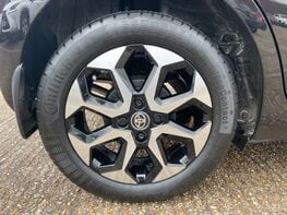 Toyota Aygo VVT-I X-TREND X-SHIFT TSS 16