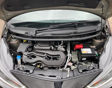 Toyota Aygo VVT-I X-TREND X-SHIFT TSS 7