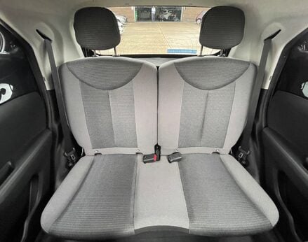 Toyota Aygo VVT-I X-TREND X-SHIFT TSS 48