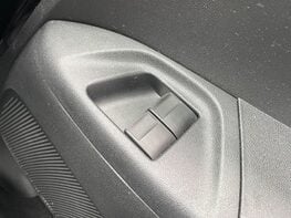 Toyota Aygo VVT-I X-TREND X-SHIFT TSS 44