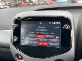 Toyota Aygo VVT-I X-TREND X-SHIFT TSS 24