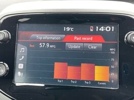 Toyota Aygo VVT-I X-TREND X-SHIFT TSS 31